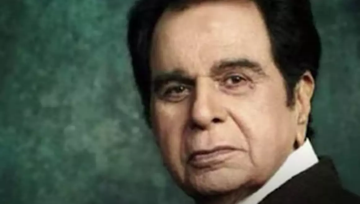 Bollywood Stars to Politicians on Dilip Kumar : the end of a Golden Era